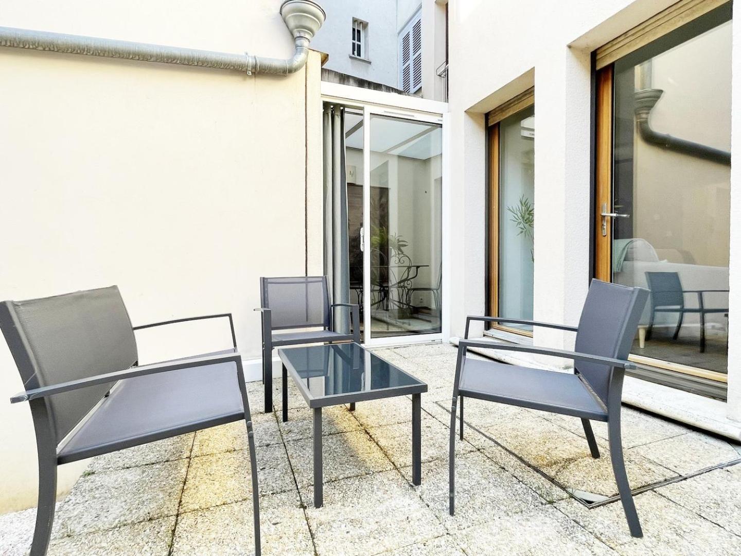 Le Patio De La Reine Berthe - Parking Included Apartamento Chartres Exterior foto