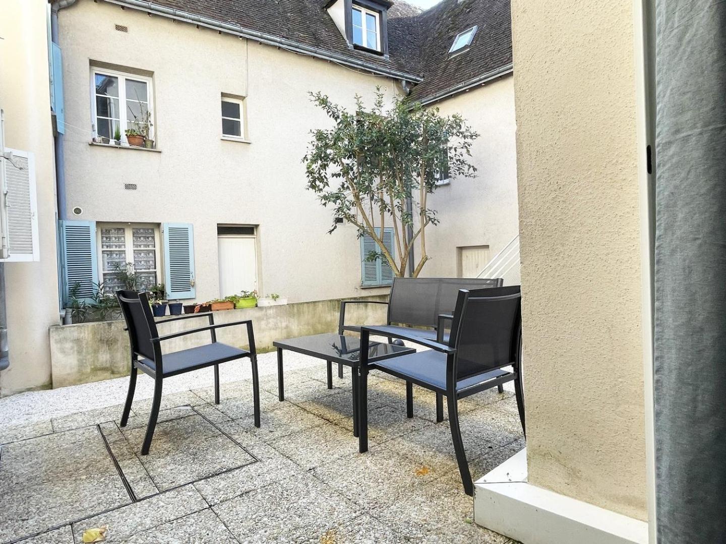 Le Patio De La Reine Berthe - Parking Included Apartamento Chartres Exterior foto